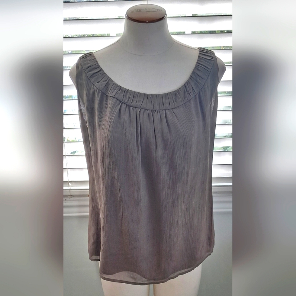St John 100% Silk Lined Taupe Tank Top Size 10 NWT